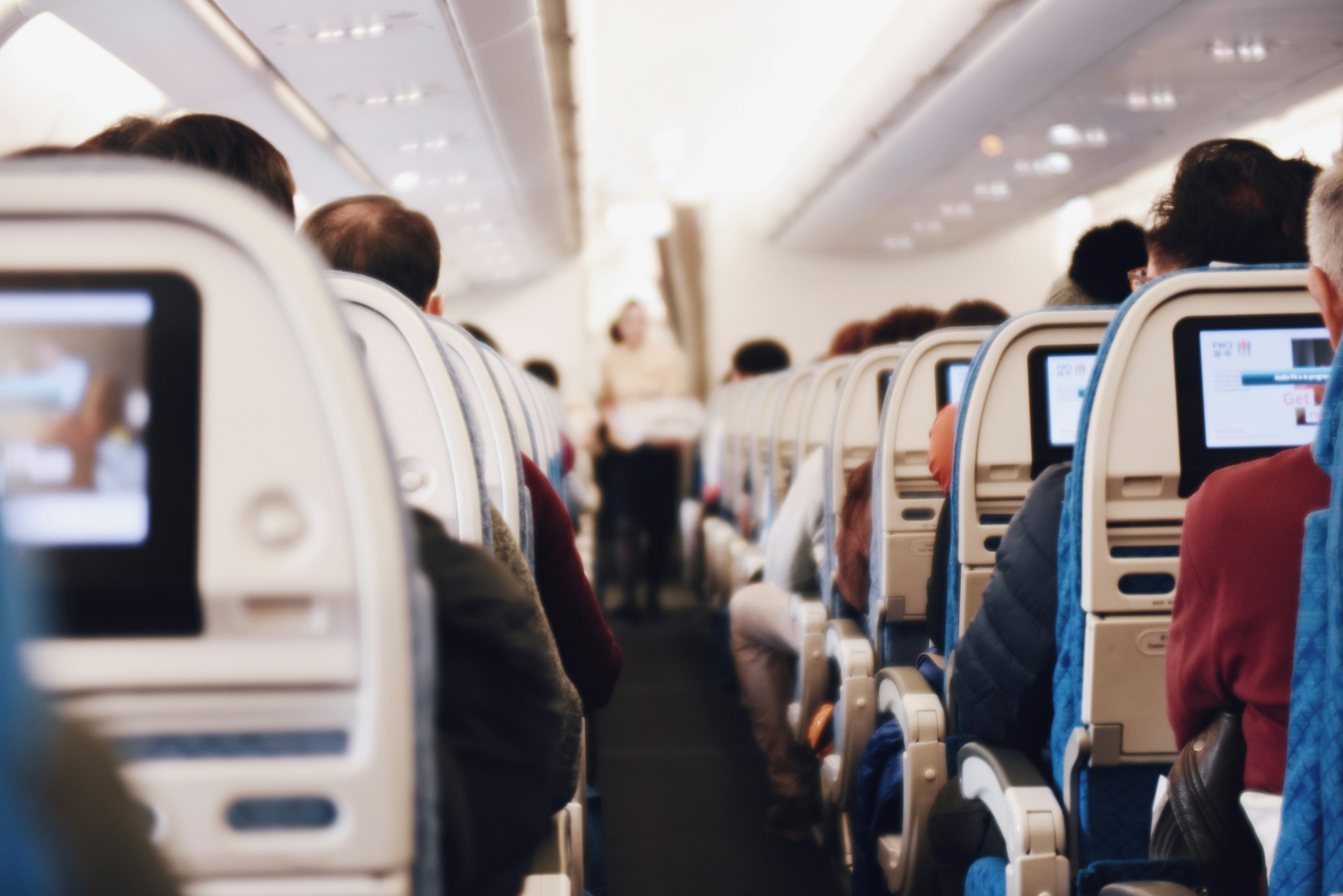 Influencer Travel: Turning Wanderlust into Content Gold